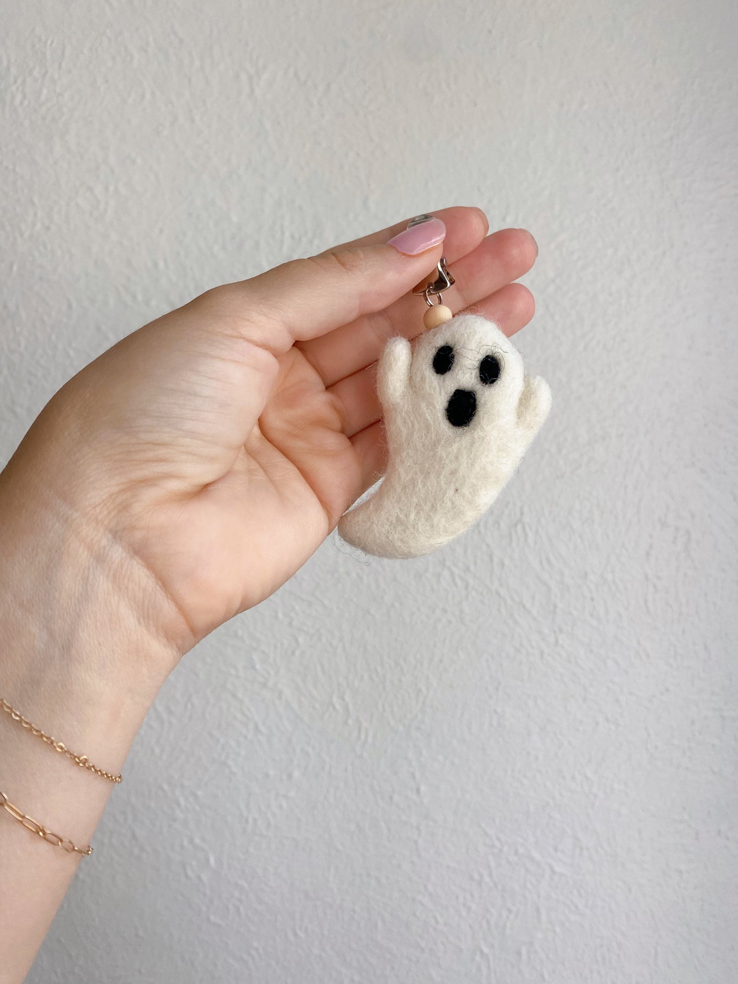 Ghost Reusable Oil Diffuser