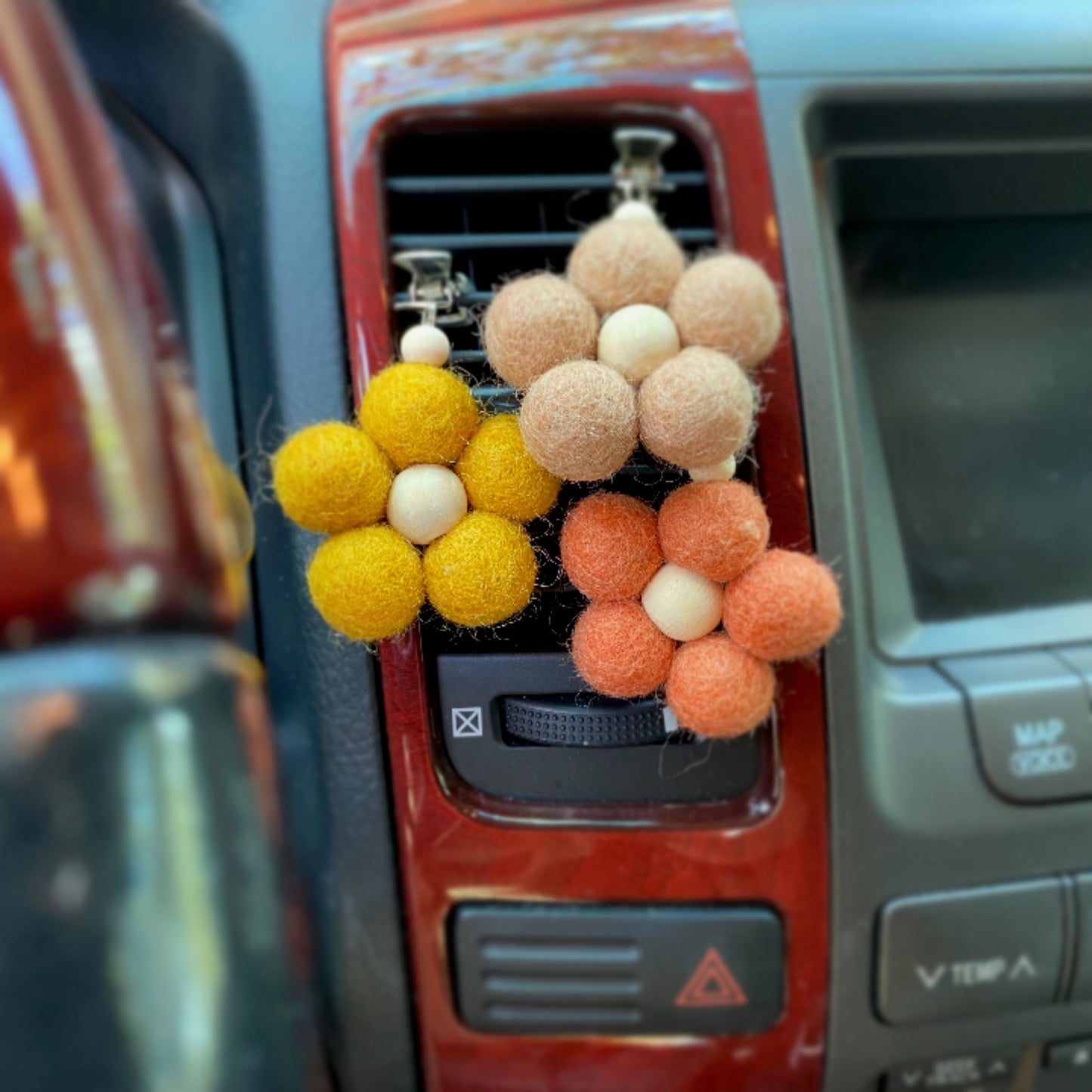 Fall Flower Clip-on Reusable Oil Diffuser