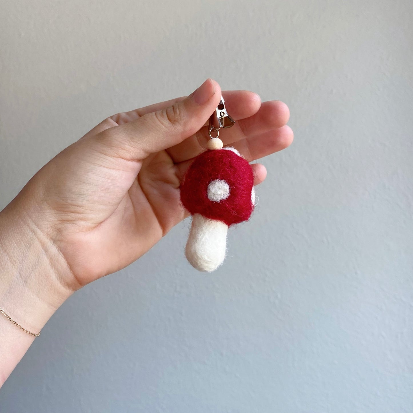 Mushroom Reusable Clip-On Oil Diffuser