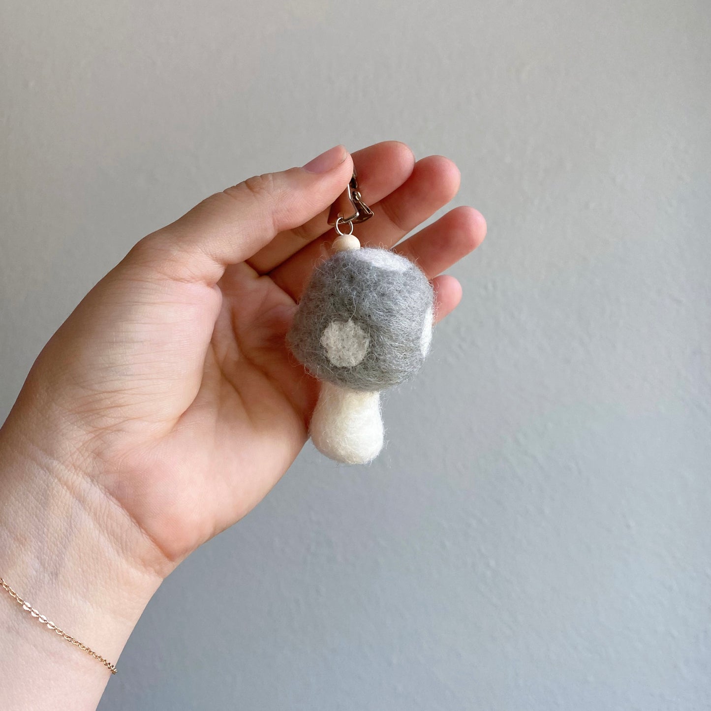 Mushroom Reusable Clip-On Oil Diffuser