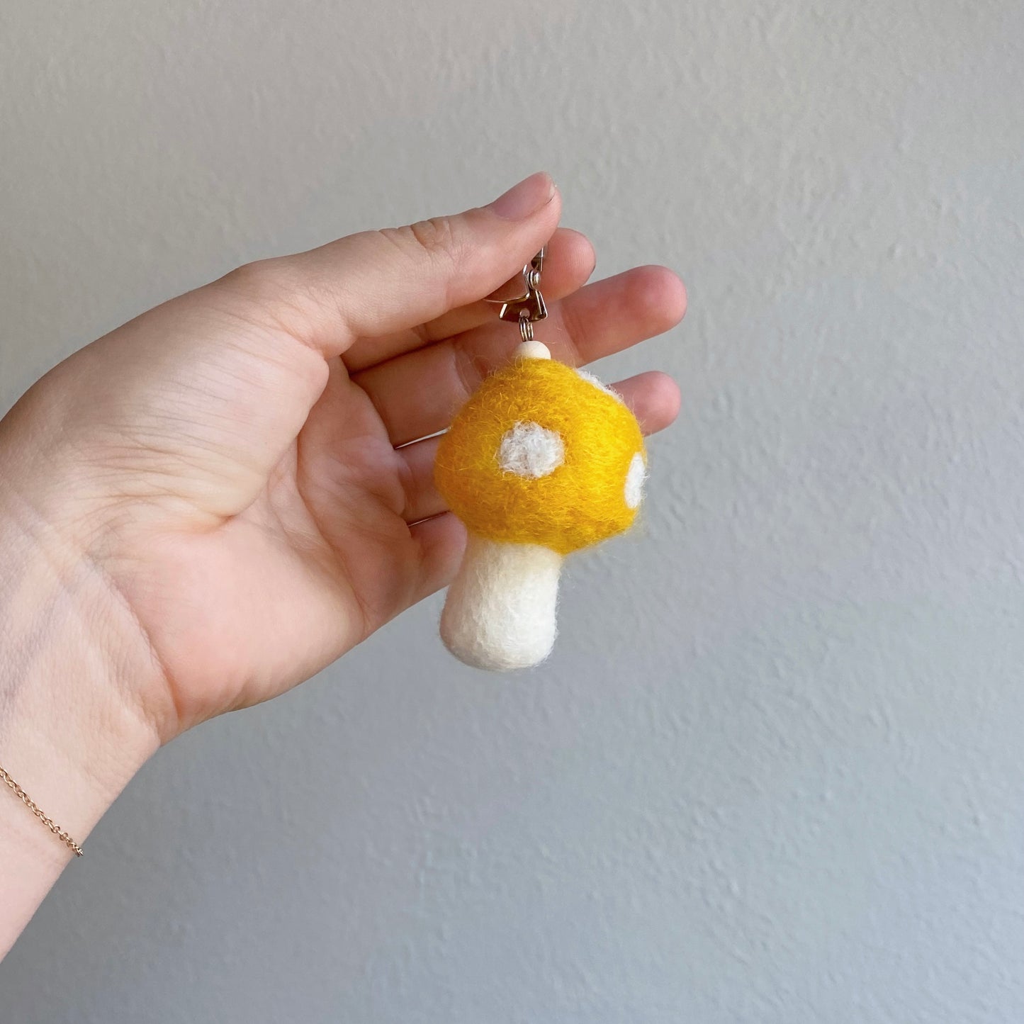 Mushroom Reusable Clip-On Oil Diffuser