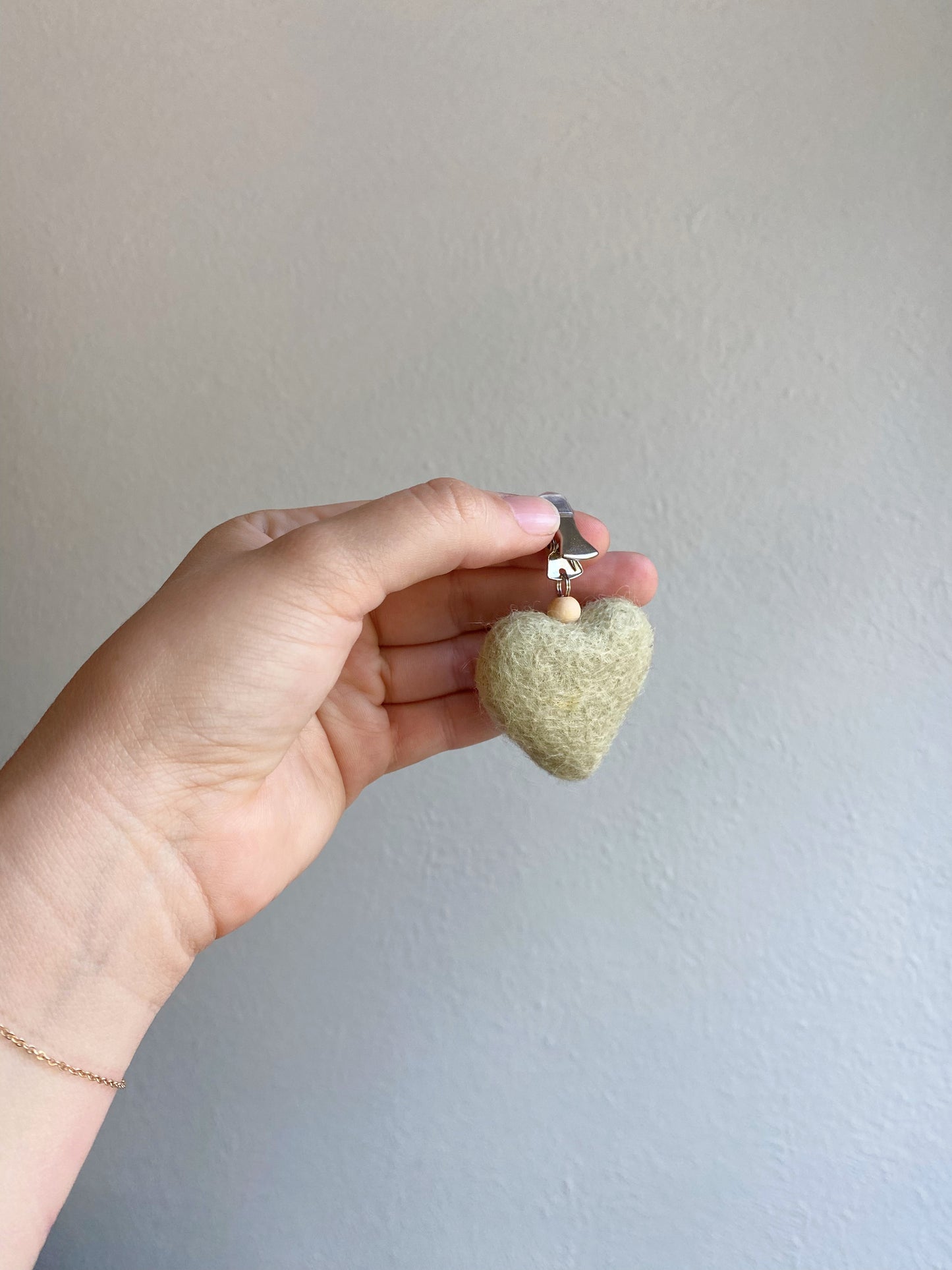 Heart Clip-on Reusable Oil Diffuser