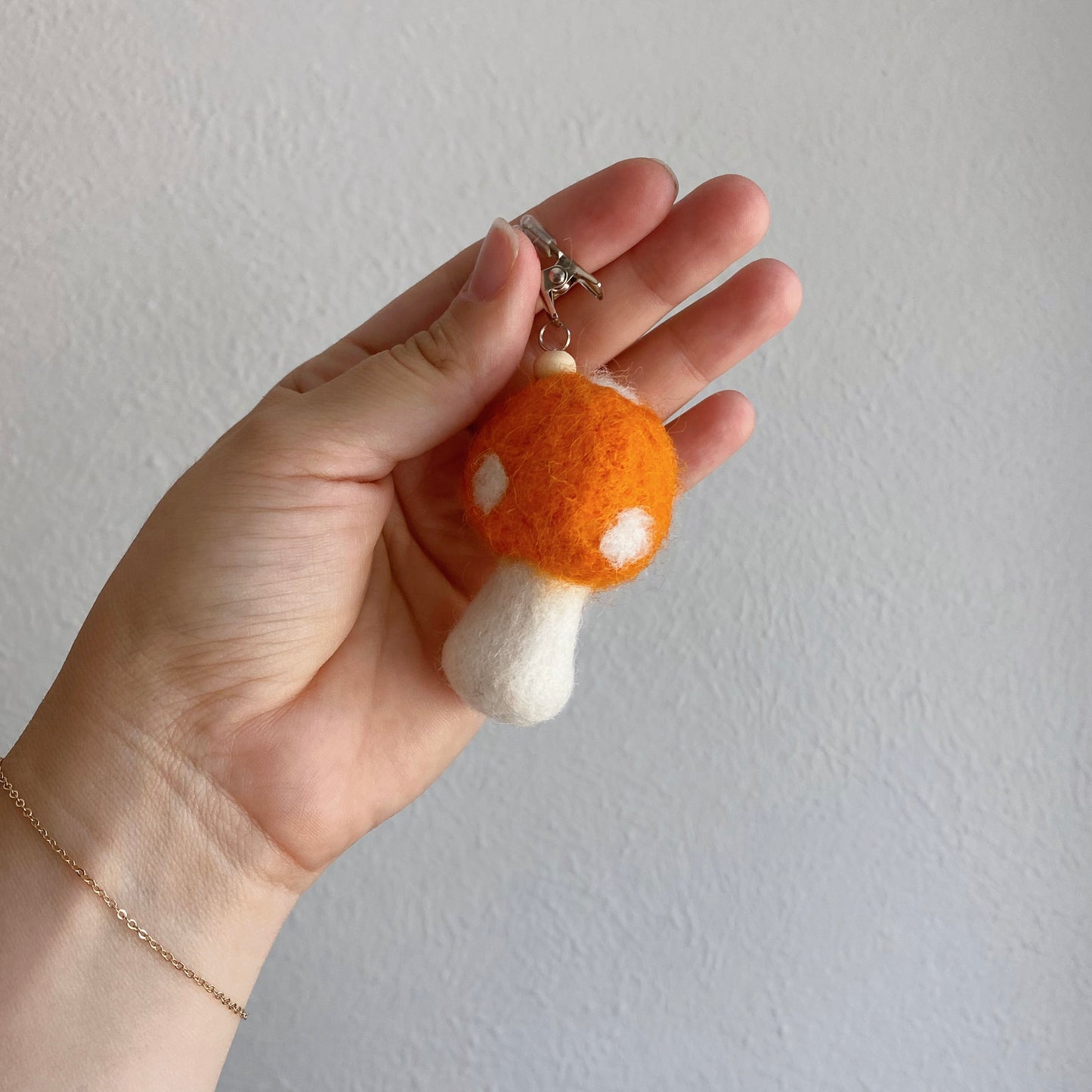 Mushroom Reusable Clip-On Oil Diffuser