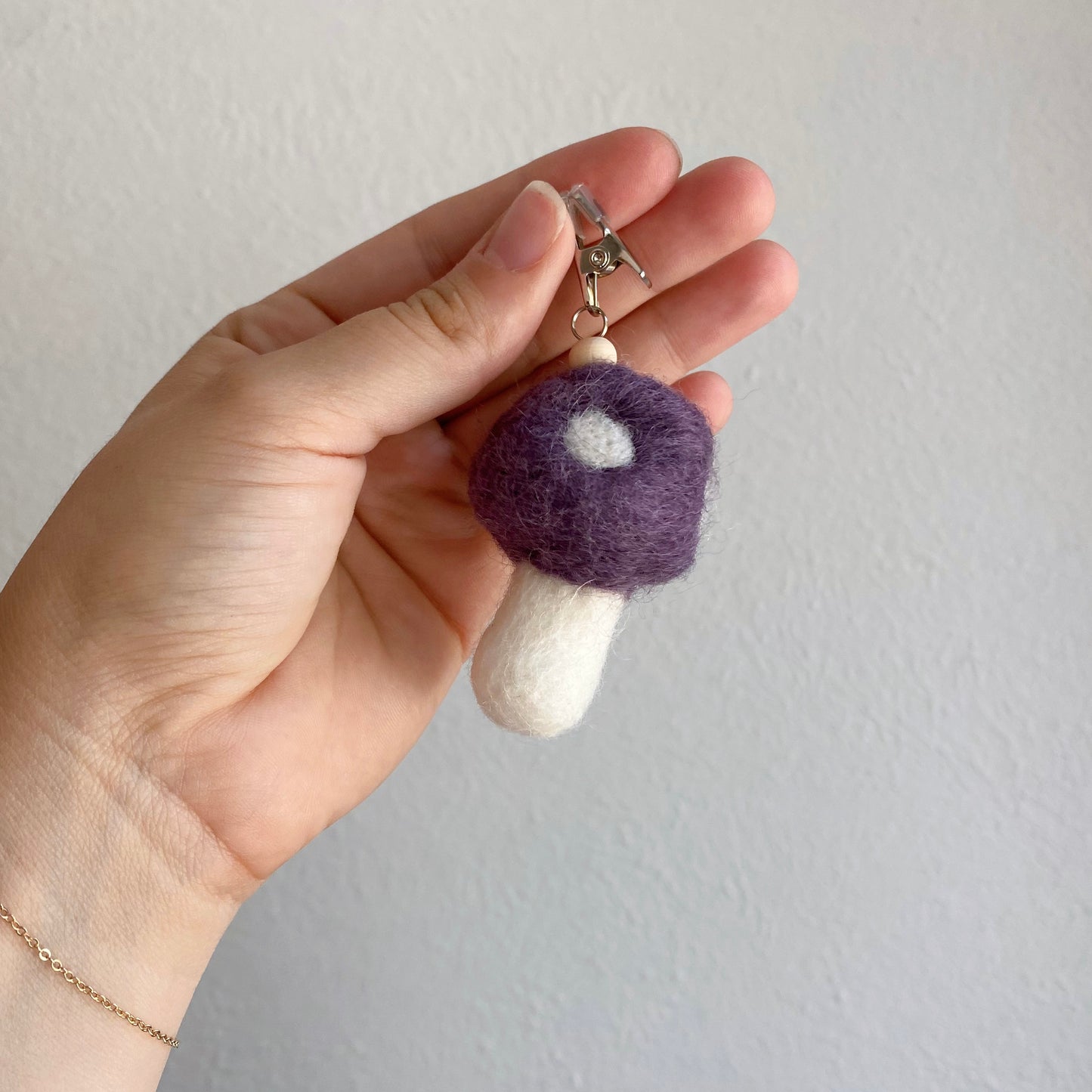 Mushroom Reusable Clip-On Oil Diffuser