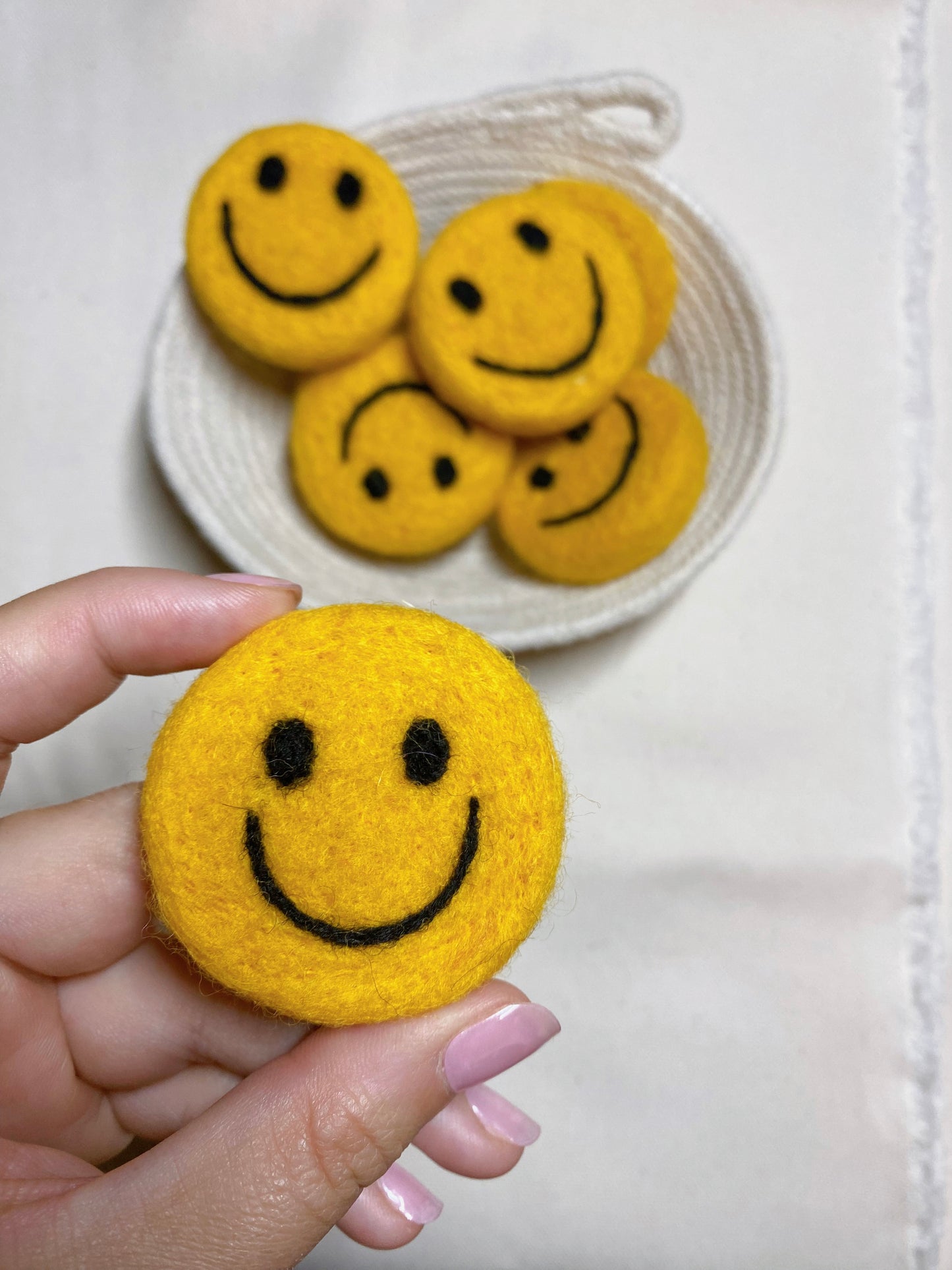 Smiley Face Reusable Oil Diffuser